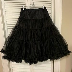 Hell Bunny 1950s Black Ruffled Crinoline L-XXL